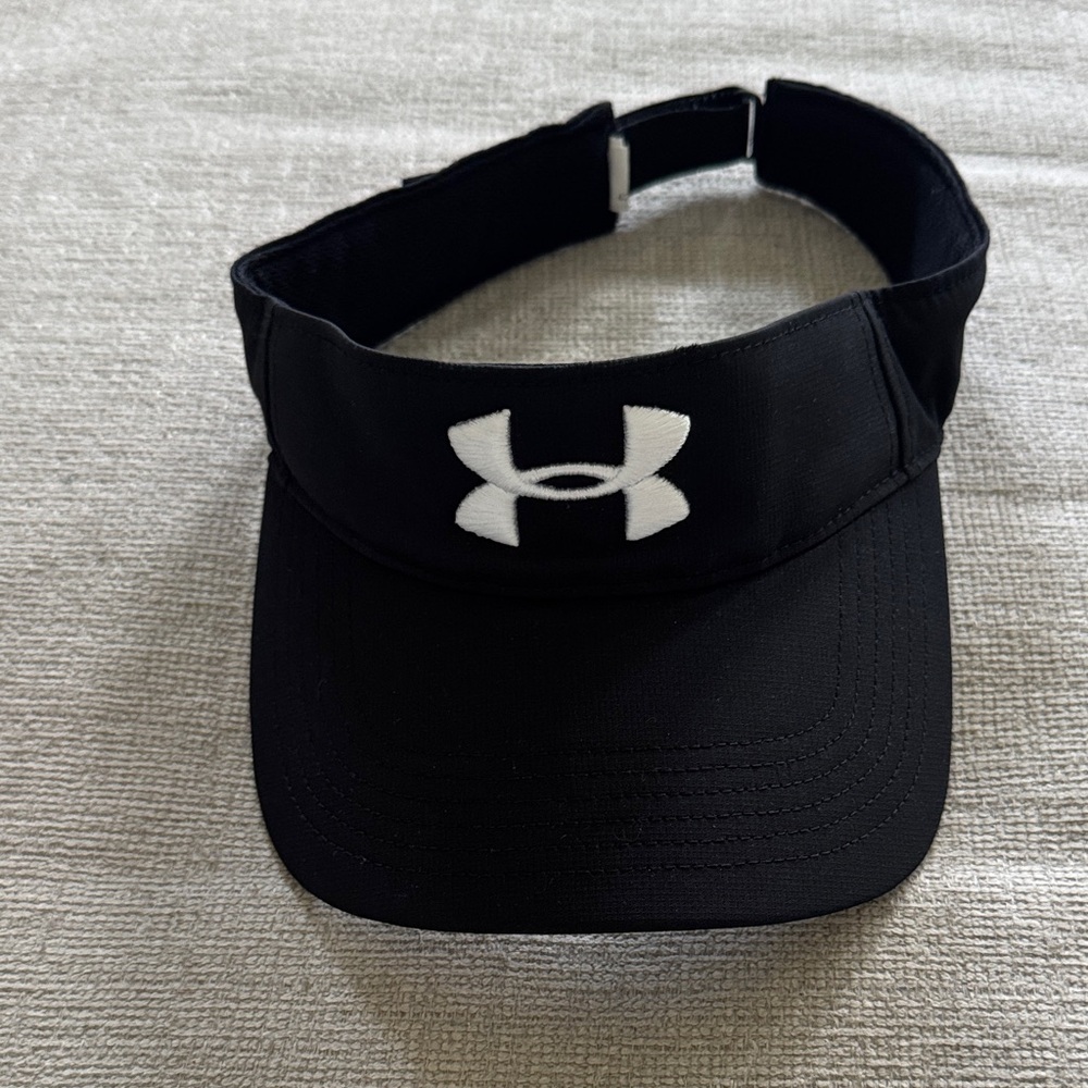 Under Armour Black and White Sports Visor